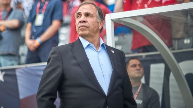 bruce-arena-trinidad-reflection-usa.jpg